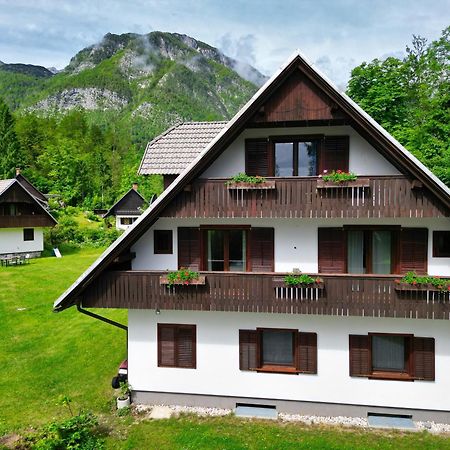 Sobe In Apartmaji Pri Ukcu Bohinj Bagian luar foto