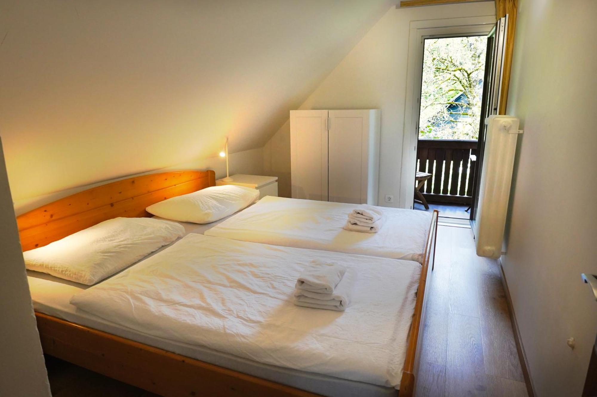 Sobe In Apartmaji Pri Ukcu Bohinj Bagian luar foto